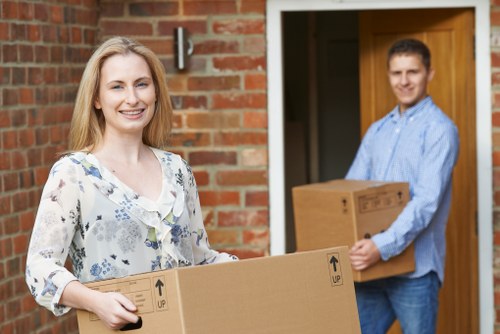 Van loading service in Forest Gate for a local move